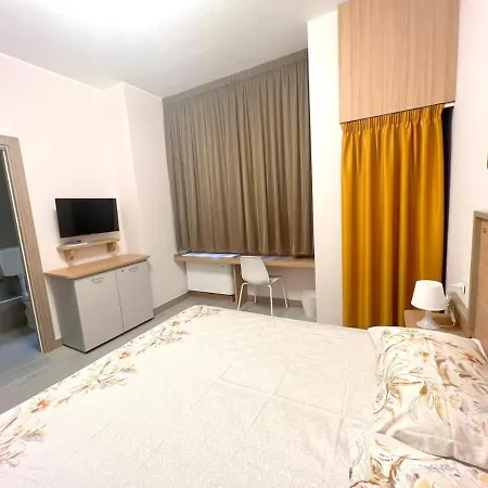 Sissi Comfort Foresteria Lombarda Konukevi *