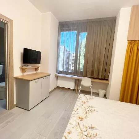 Sissi Comfort Foresteria Lombarda Penzion Monza